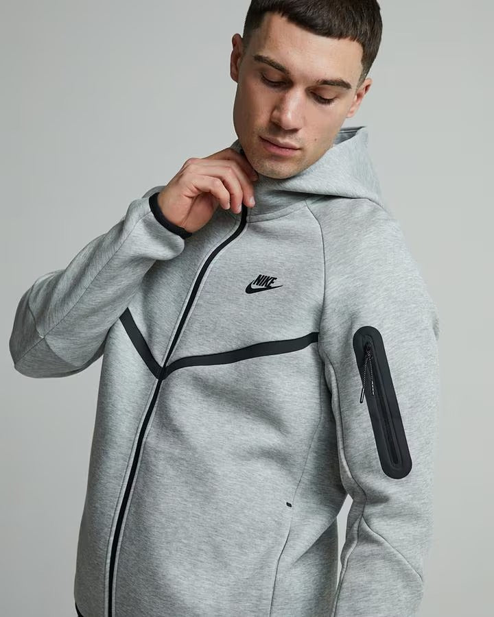 Fleece-Jacke mit durchgehendem Reißverschluss im Windrunner-Design